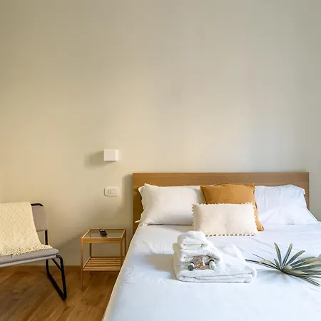 Iflat Vatican New Bright & Comfy 3 Bedroom Апартаменты *