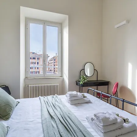Апартаменты Iflat Vatican New Bright & Comfy 3 Bedroom Рим