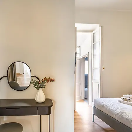 Iflat Vatican New Bright & Comfy 3 Bedroom Апартаменты