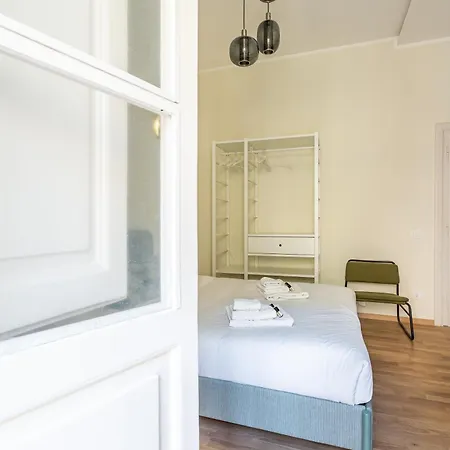 Апартаменты Iflat Vatican New Bright & Comfy 3 Bedroom Рим