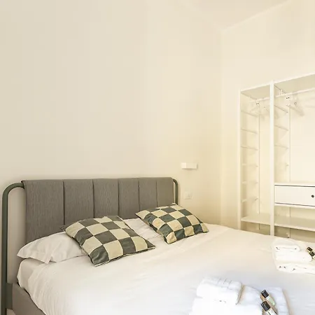 Апартаменты Iflat Vatican New Bright & Comfy 3 Bedroom Рим
